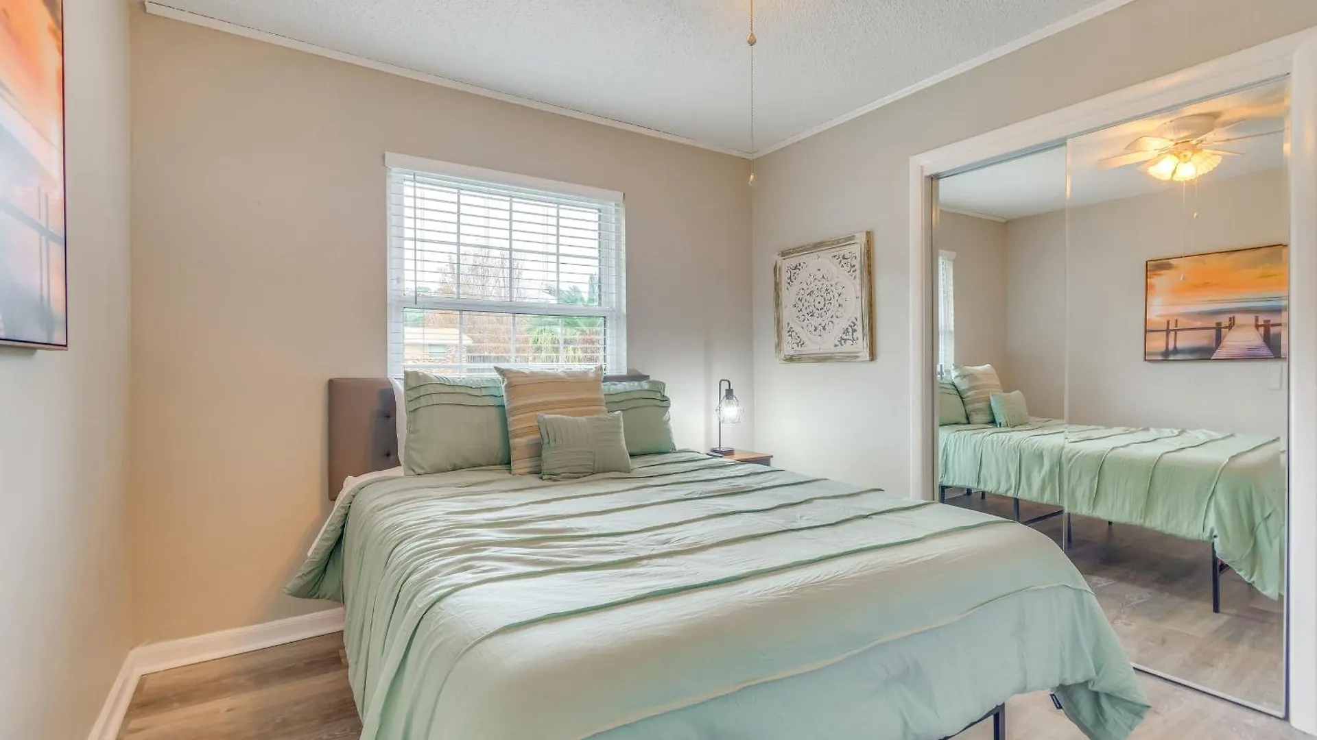 Foosball Games And Al Fresco Dining Pensacola Home! Holiday home